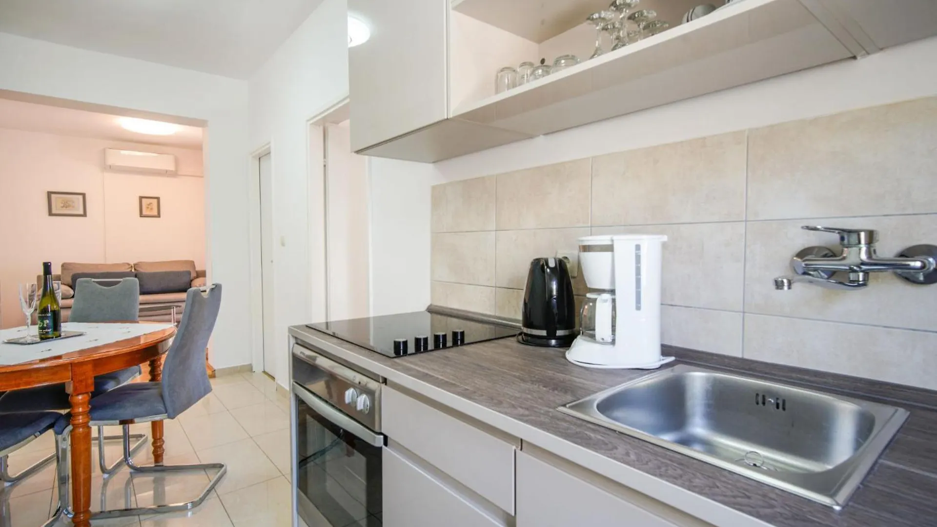 Apartment Olga-4 By Interhome